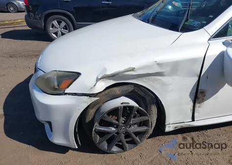 2013 Lexus Is 250 из США, поврежденный, VIN JTHCF5C21D5062004